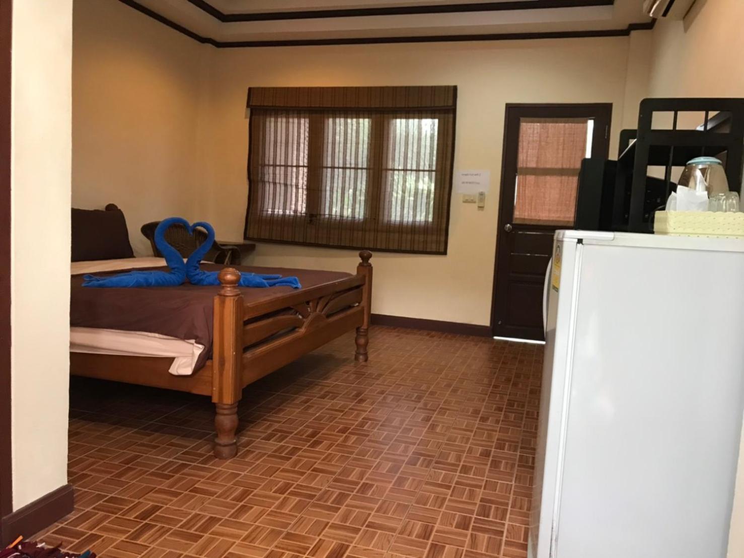 Jungle Hut Bungalows & Hotel Haad Chao Phao Habitación foto