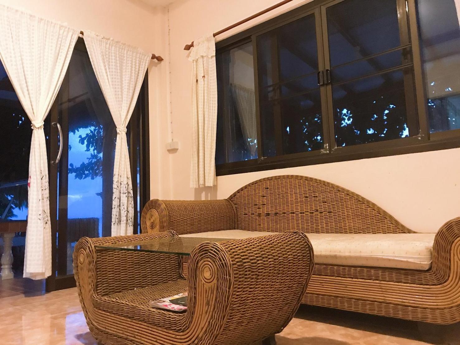 Jungle Hut Bungalows & Hotel Haad Chao Phao Habitación foto